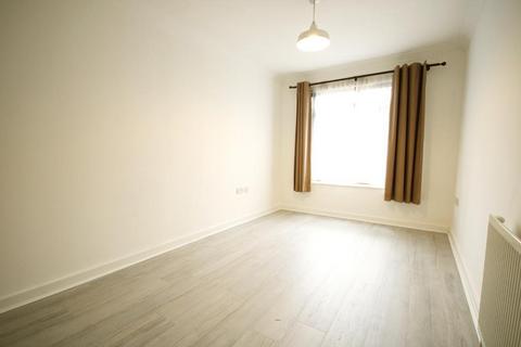 2 bedroom apartment to rent, Edgware HA8