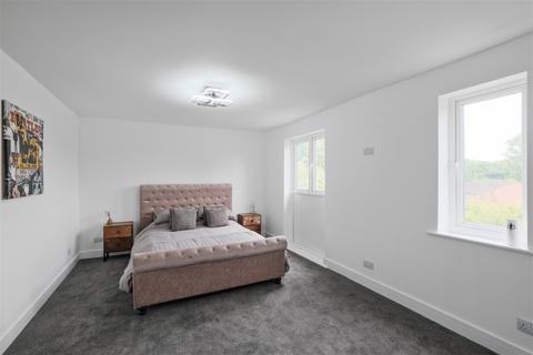 95 Northleach Close, Church Hill, Redditch, B98 8RB