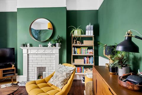 28a Coldershaw Road, London, W13 9DX