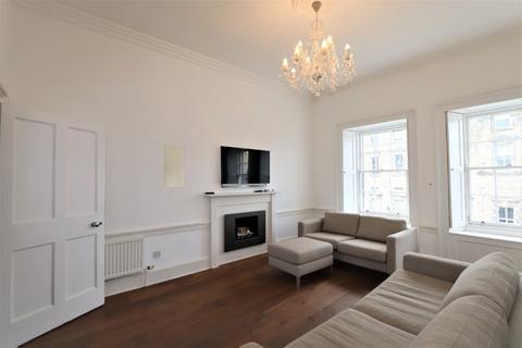 3 bedroom flat to rent, Old Assembly Close, City Centre, Edinburgh, EH1