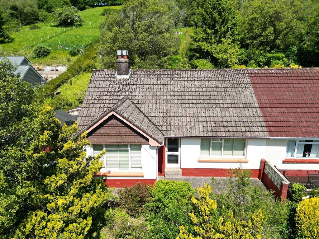 Combe Martin, 2 bed bungalow for sale £280,000