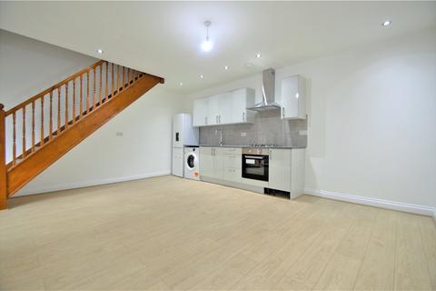 1 bedroom terraced house to rent, Clarendon Road, Croydon, CR0