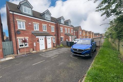 3 bedroom townhouse for sale, Lyle Close, Thurcroft, Rotherham, S66 9FN