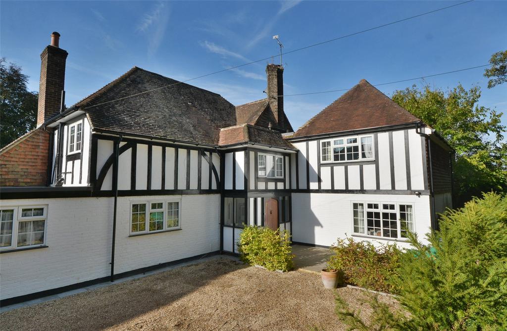 West Chiltington Road, Pulborough, RH20 4 bed detached house for sale