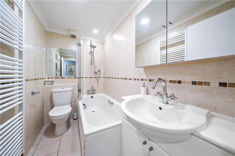 33 Beeton Close, Pinner, HA5 4NZ