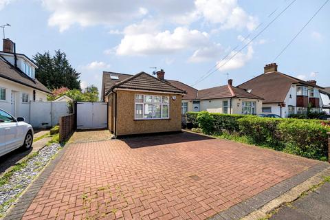 3 bedroom bungalow for sale, North View, Pinner, Middlesex