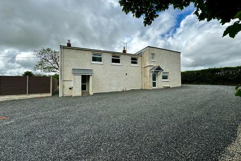 5 bedroom detached house to rent, Rosevear Hill, Mawgan, Helston