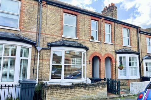 3 bedroom terraced house to rent, Weight Road, Chelmsford CM2