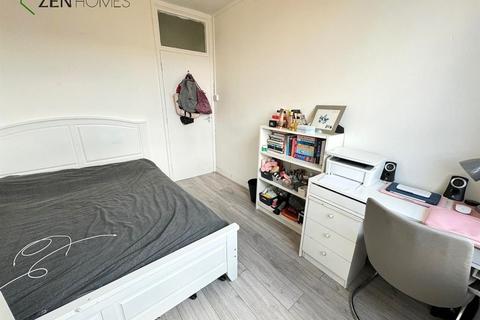 1 bedroom flat for sale, Homerton High Street, London E9