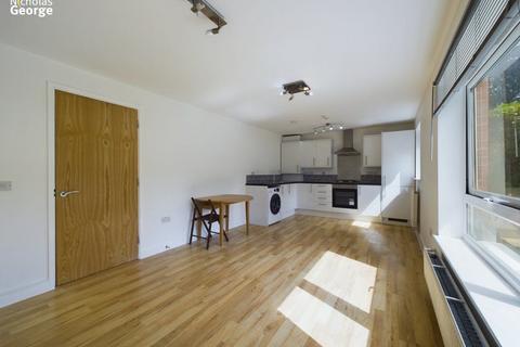 2 bedroom flat to rent, Priory Court, Pershore Road, Edgbaston, B5 7QP