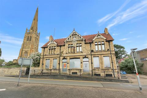 Detached house for sale, High Street South, Rushden NN10