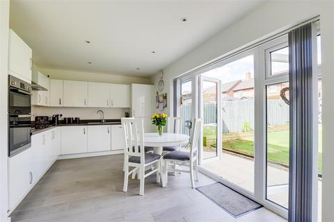 4 bedroom detached house for sale, Instow Close, Mapperley NG3