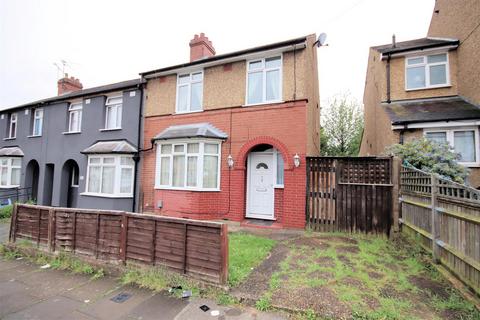 3 bedroom end of terrace house for sale, Overstone Road, Luton