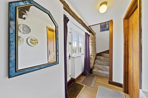 2 bedroom cottage for sale, Mill Road, Islip NN14