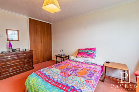 1, Portland House Fourth Avenue, Frinton-on-sea, CO13 9HB