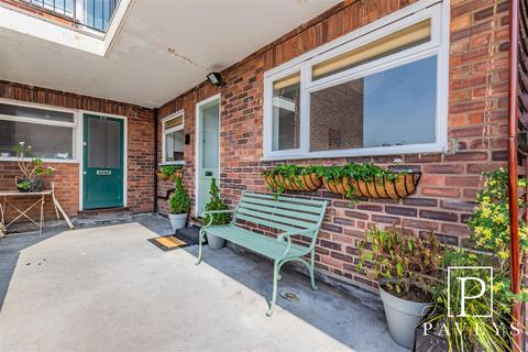 137a Connaught Avenue, Frinton-on-sea, CO13 9PS