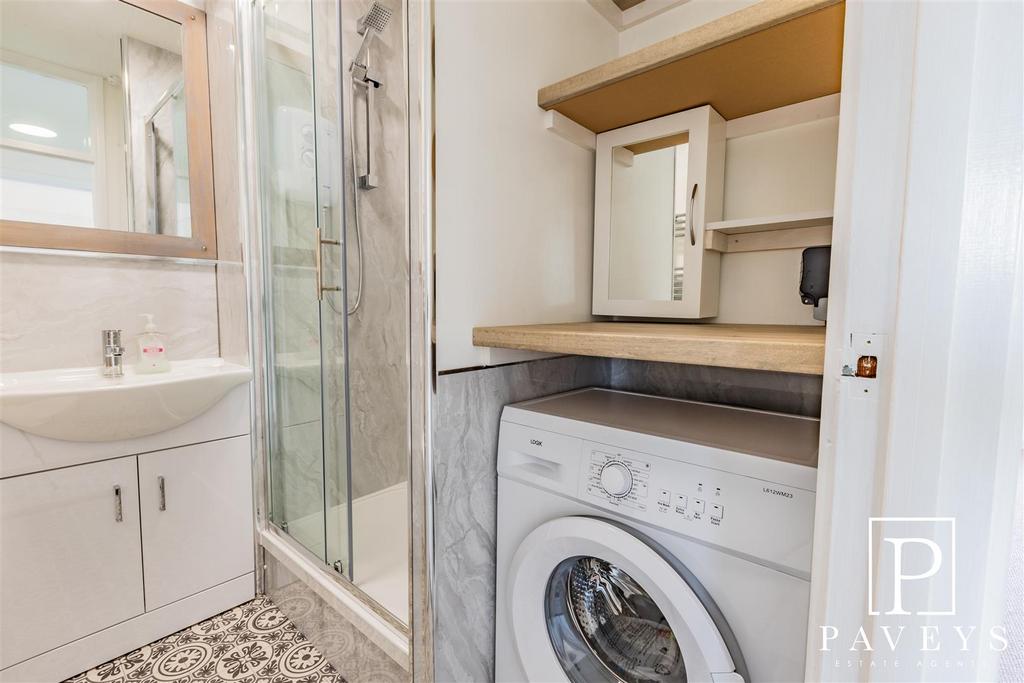 SHOWER ROOM &amp; UTILITY AREA