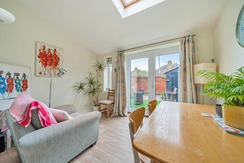 3 Fothergill Place, Thame, OX9 2BP