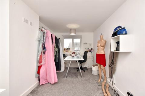 77 Acaster Drive, Garforth, Leeds, LS25 2AX