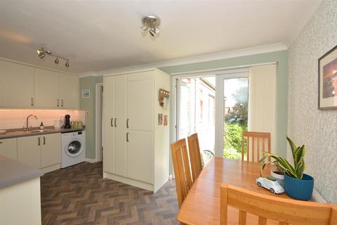 4 bedroom detached bungalow for sale, ELMFIELD, RYDE