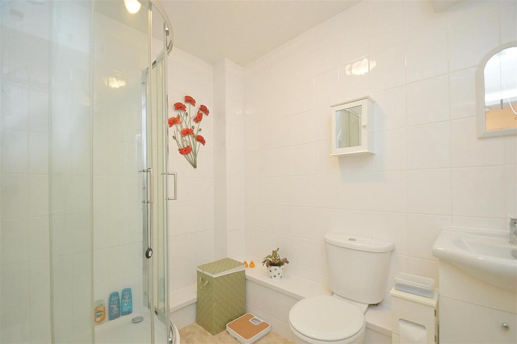 Shower Room.jpg