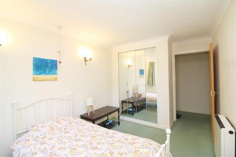 1 bedroom apartment for sale, Amber Court, Holland Road, Hove