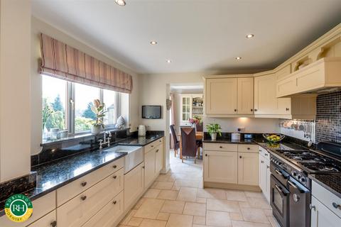 8 Loxley Mount, Campsall, Doncaster, DN6 9RD