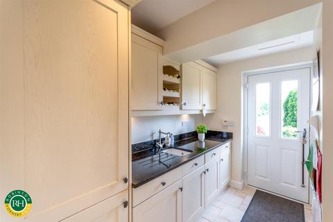 8 Loxley Mount, Campsall, Doncaster, DN6 9RD