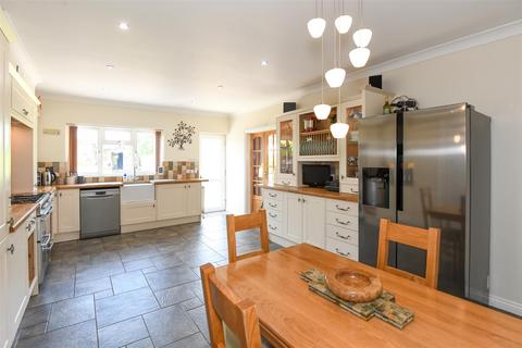 74 Bradley Road, Trowbridge, BA14 0RA