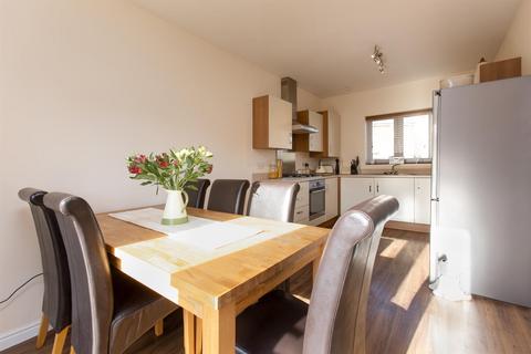110 Soprano Way, Trowbridge, BA14 7XA