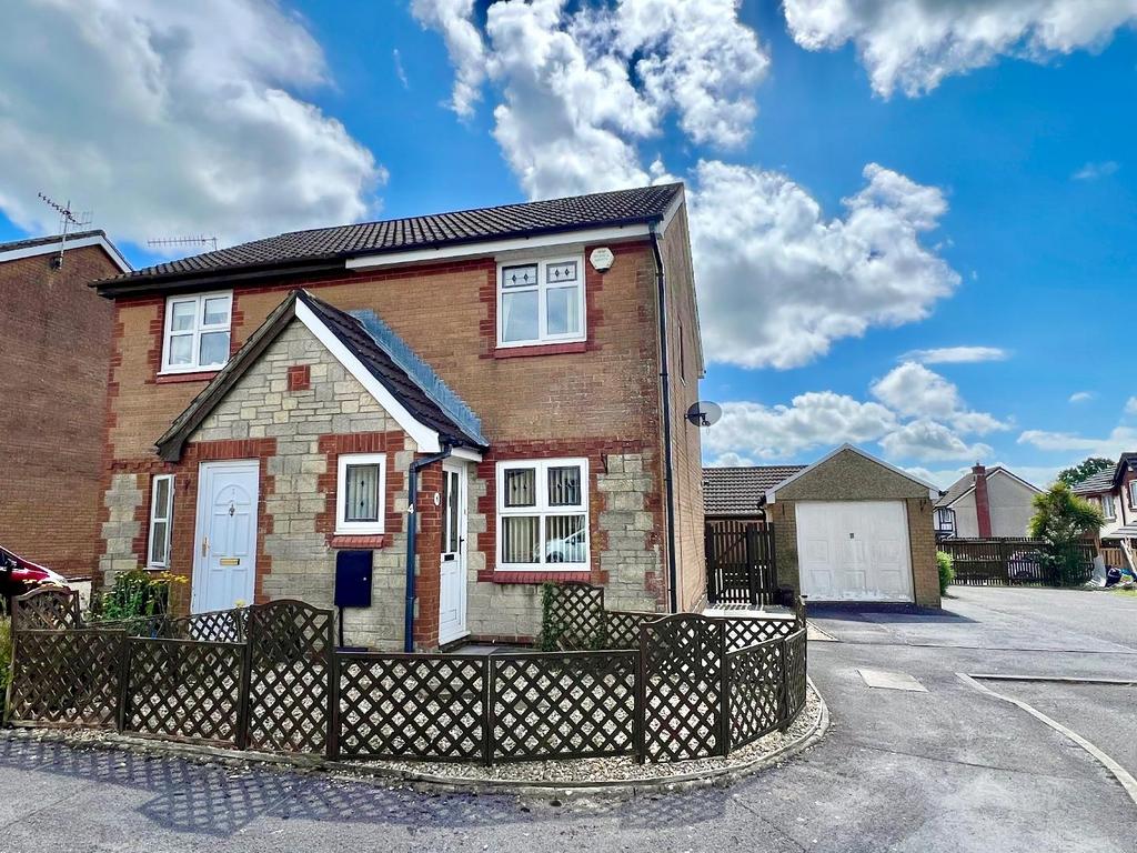 Maes Llan, Kenfig Hill, Bridgend... 2 bed semidetached house for sale £160,000