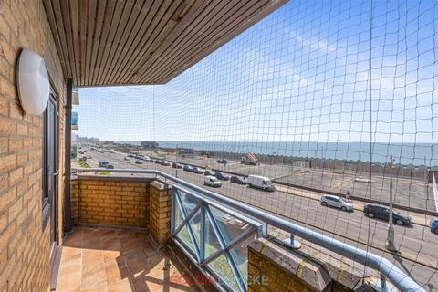 3 bedroom flat for sale, Prince of Wales Court, Kingsway, Hove