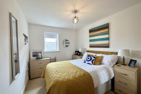 1 bedroom flat for sale, St. Brides Hill, Saundersfoot, Pembrokeshire, SA69