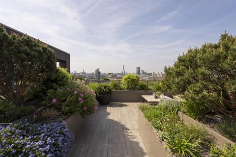 3 bedroom penthouse for sale, Kings Cross, London, N1C