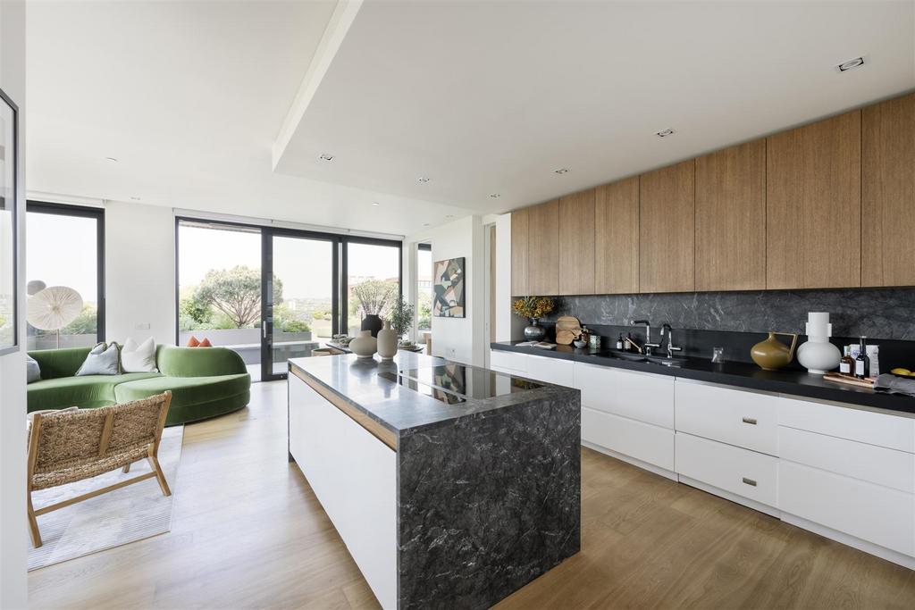 Reception/ kitchen/ dining room