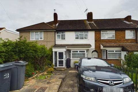 3 bedroom terraced house for sale, Wolsey Crescent, New Addington, Croydon