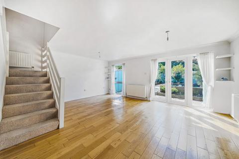 51 Earle Gardens, Kingston Upon Thames, KT2 5TB