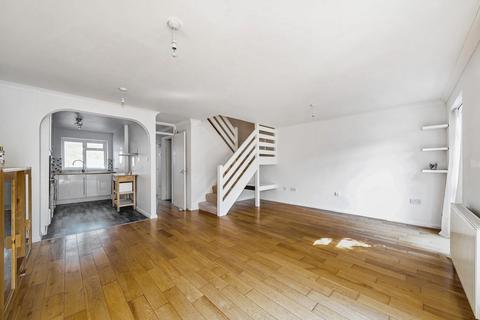 51 Earle Gardens, Kingston Upon Thames, KT2 5TB
