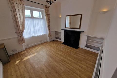 1 bedroom flat to rent, Arcot Street, Penarth