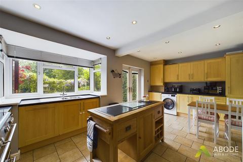 139 Alexandra Road, Burton-on-trent, DE15 0JE
