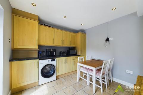 139 Alexandra Road, Burton-on-trent, DE15 0JE