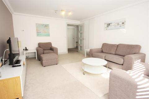2 bedroom flat to rent, Kinness House, Abbey Court, St Andrews
