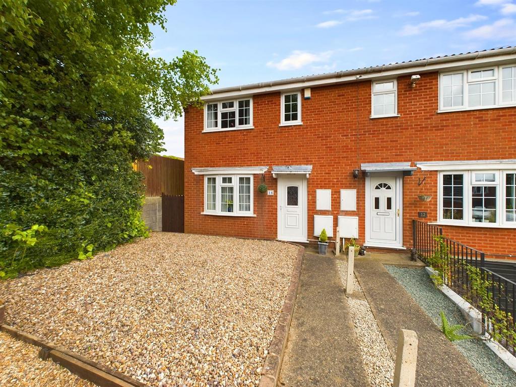 Dellwood Close, Nottingham NG4 3 bed semidetached house for sale £