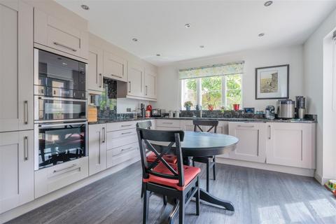 4 bedroom detached house for sale, Baron Close, Bitton, Bristol