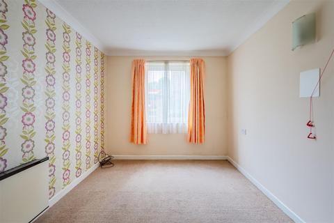 1 bedroom retirement property for sale, Bath Road, Keynsham, Bristol
