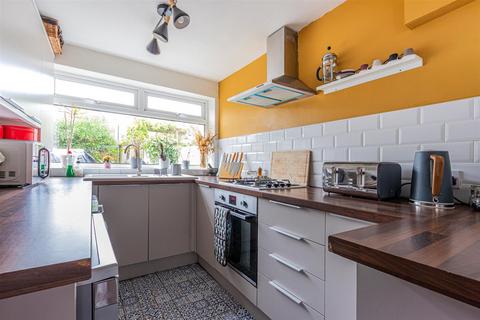 14 Theobald Road, Cardiff, CF5 1LR