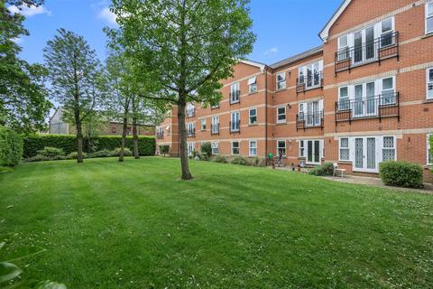 2 bedroom apartment for sale, St Annes Court, Salusbury Road, Queens Park, NW6