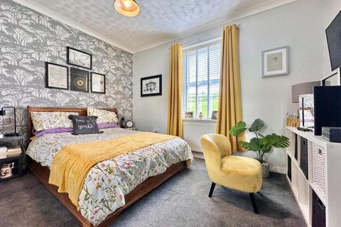 2 bedroom terraced house for sale, Red Lees Road, Burnley