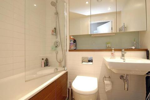 2 bedroom apartment for sale, Hayward, Chatham Place, Reading