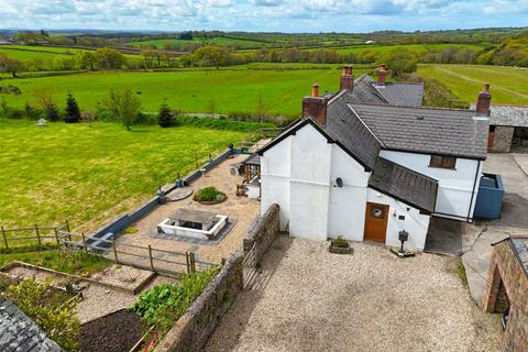 5 bedroom detached house for sale, Holsworthy, Devon, EX22